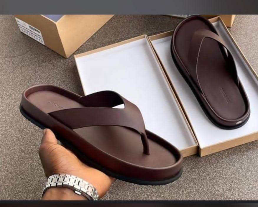 Shop for trendy sandals and crocs in Nigeria. Get the latest styles from the best online store in Nigeria.