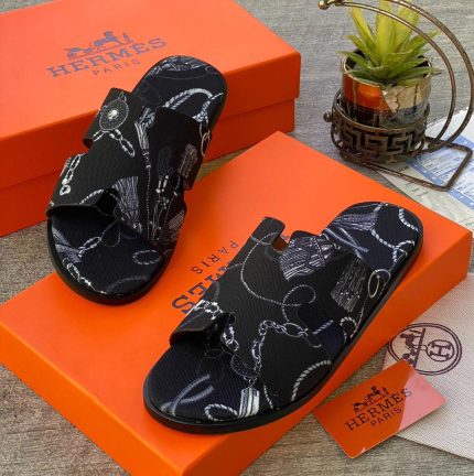 Hermès Men's Chain Print Slides
