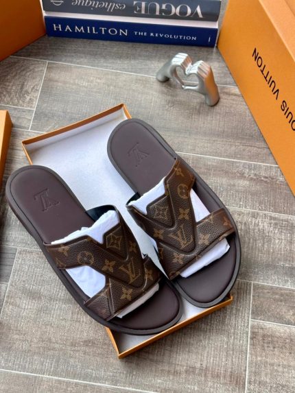 Louis Vuitton LV Oasis Mule in Monogram Calf Leather