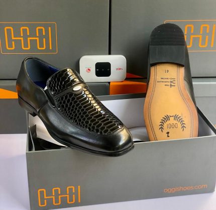 OGGI Handmade Leather Loafers – Black Snakeskin-Print Vamp Elegance