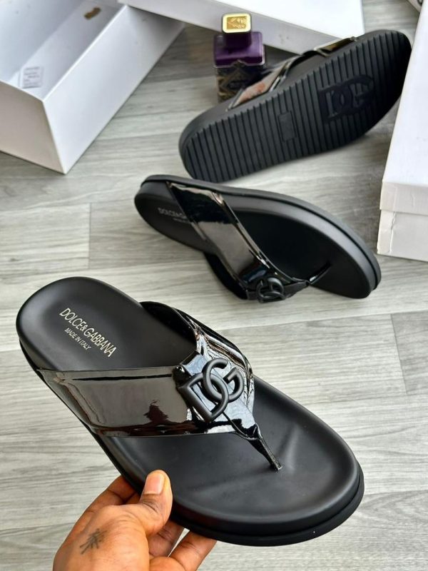 Dolce & Gabbana Black Patent Leather DG Logo Sandals